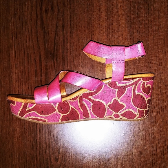 Good As New Naya 'Nalani' Wedges - Picture 4 of 8